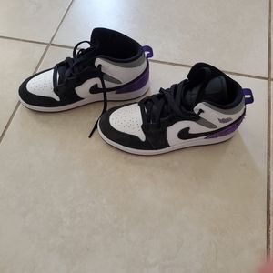 Air Jordan 1 Mid SE PS